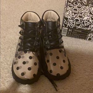 AKid clear / black polka dot boots